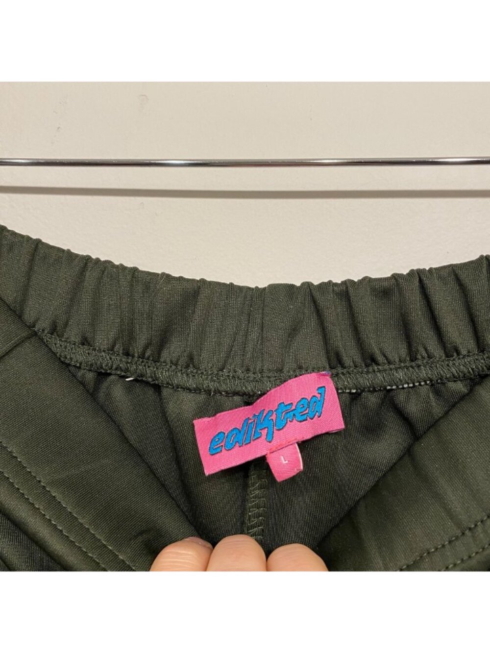 Edikted Green Wide Leg Side Stripe Track Sweatpants Size Large - Picture 2 of 4
